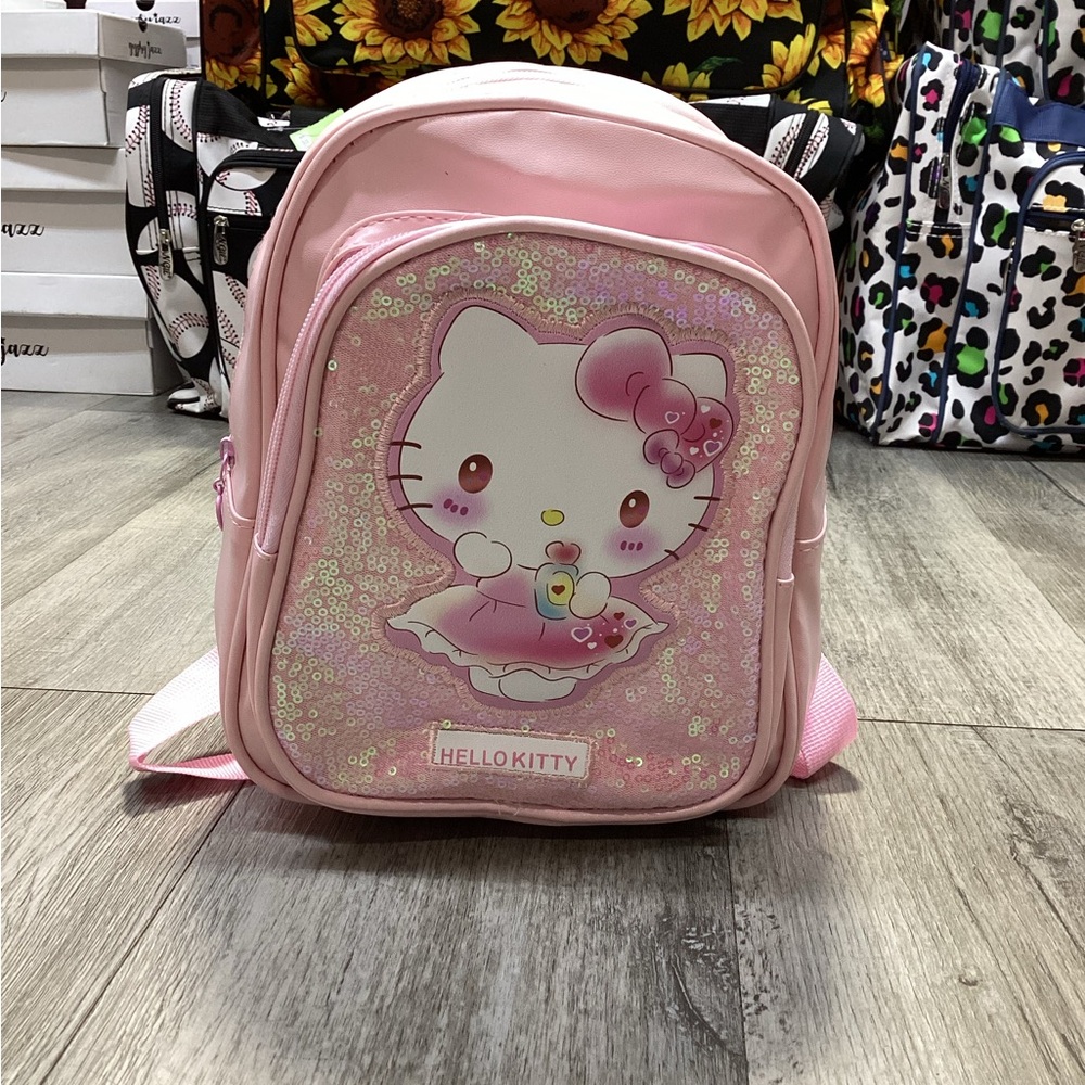 Mini Hello Kitty Backpack - Picture 1 of 3